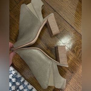 Vaneli size eight (8) medium gold wedge sandals